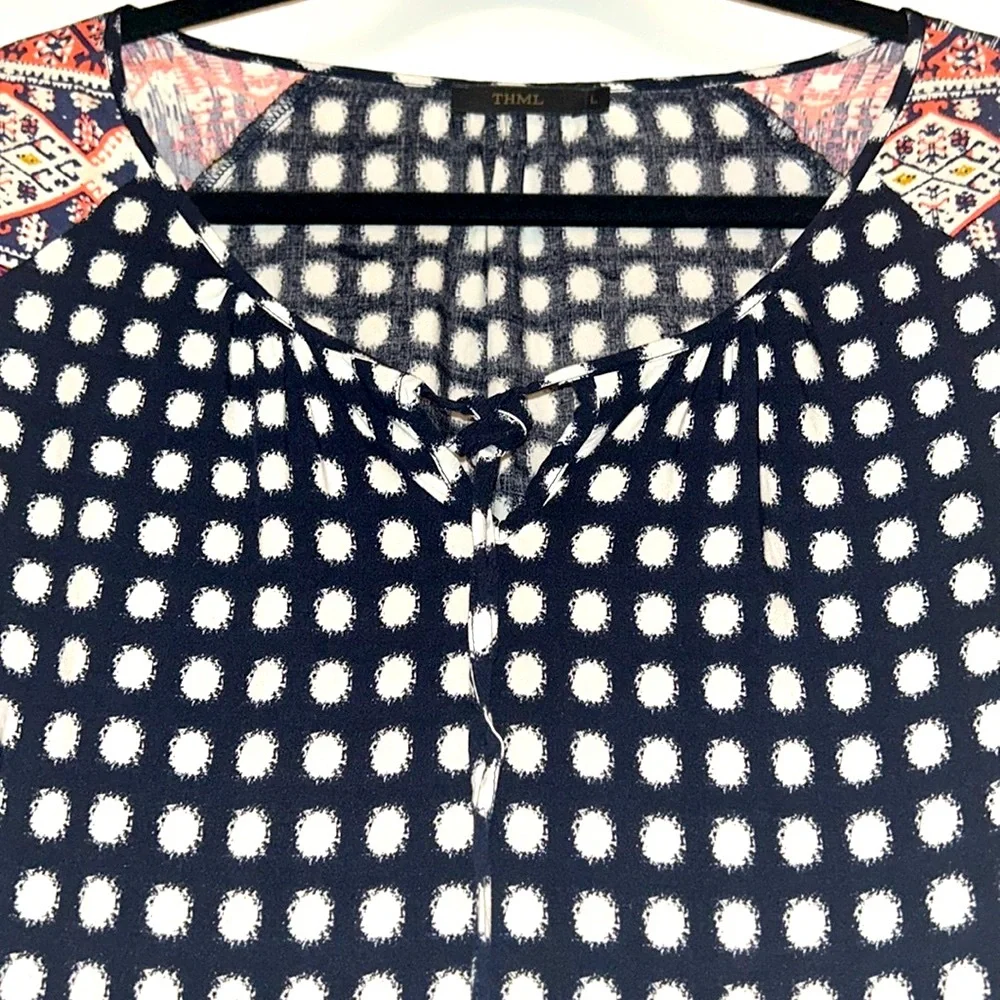 THML Polka Dot Top Coral Design Women's L Navy/White Maximalist Roll Tab Sleeve